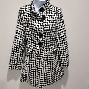 Ladies Houndstooth Coat